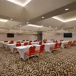 Hotel Tryp By Wyndham Beyoglu 4*