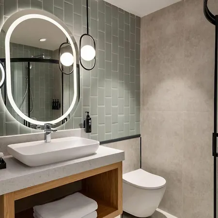 Tryp By Wyndham Dolapdere Hotel Istanboel