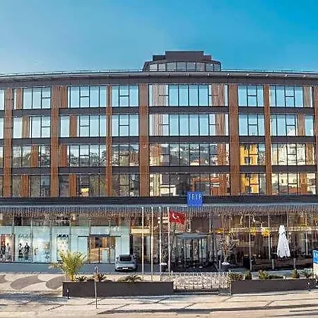 Tryp By Wyndham Beyoglu Szálloda 4*