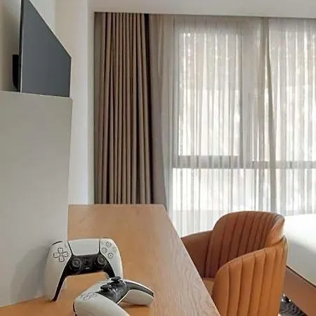 Tryp By Wyndham Beyoglu Hotel