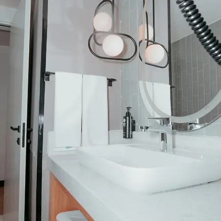 Tryp By Wyndham Beyoglu Hotel Istambul