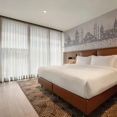 Hotel Tryp By Wyndham Beyoglu 4*