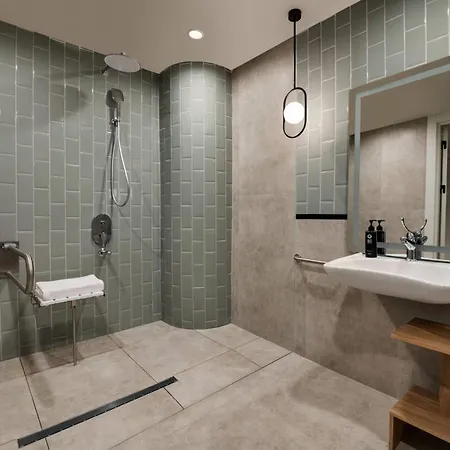 Tryp By Wyndham Beyoglu Hotel